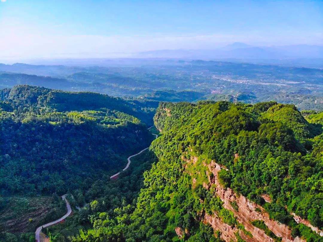 【打卡奖牌|老峨山】八百里群山拜倒,数万亩松涛如潮,拿打卡奖牌