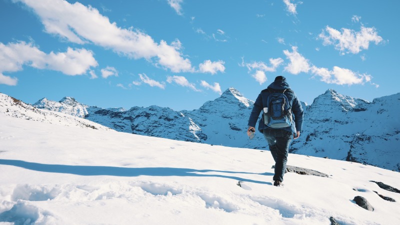 【冰雪|玛嘉沟+银厂沟】避开人潮!藏在川西的雪山海子,新手友好的徒步观景线,体验感拉满