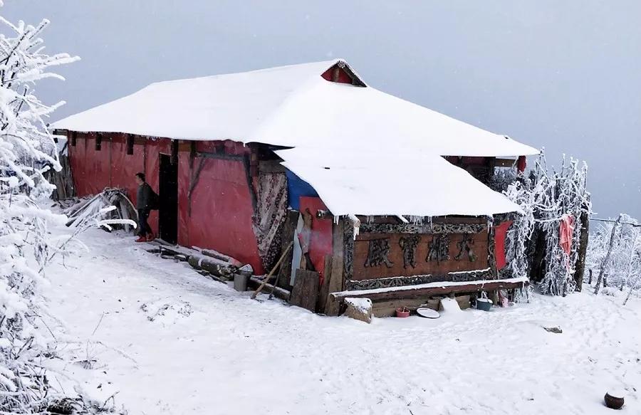 【8090专属】趁年轻丨彭州天台山穿越干龙池