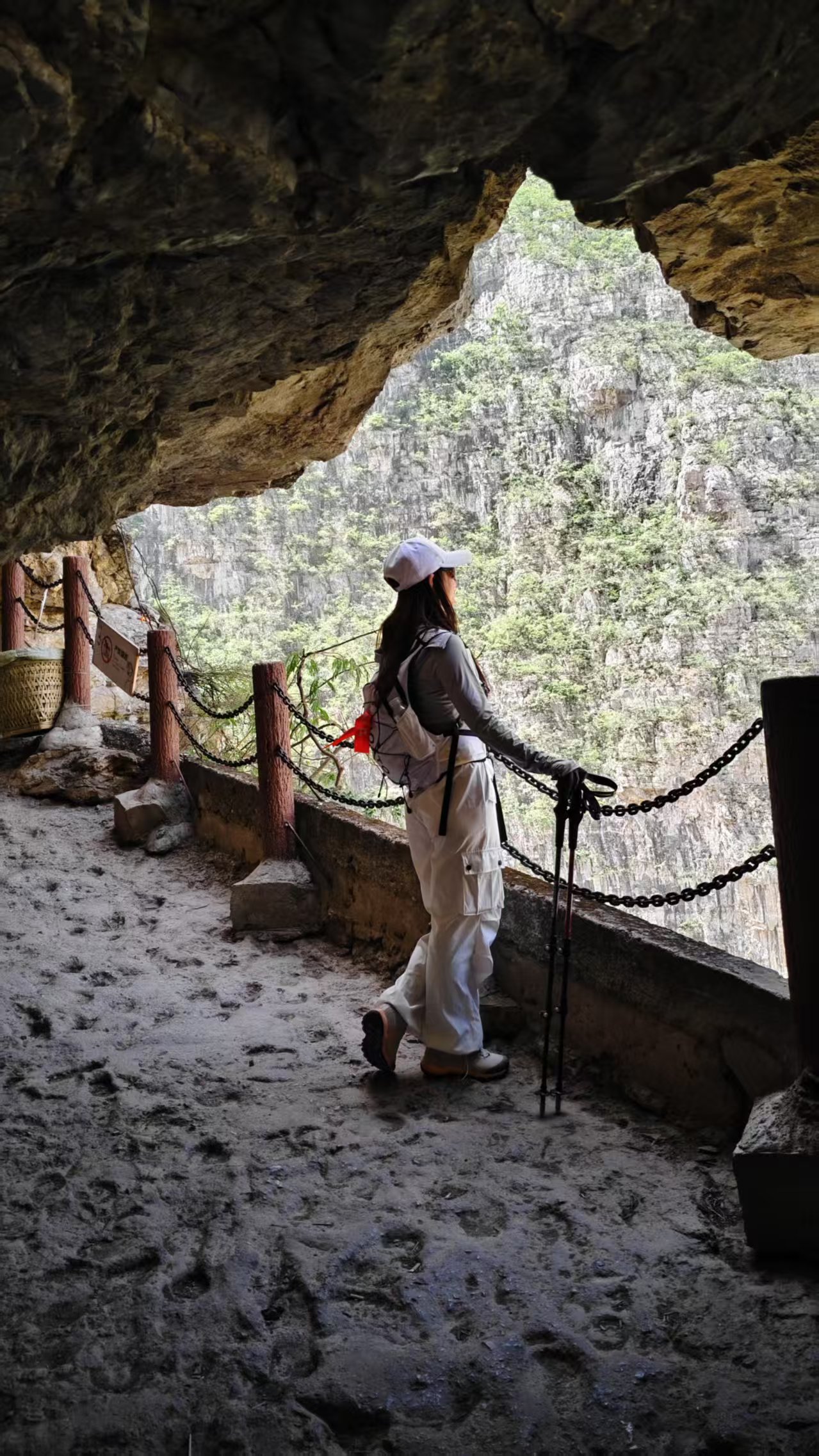 1747103238950562.jpg 5b49fe9d738b769875690b38e2b11c8.jpg