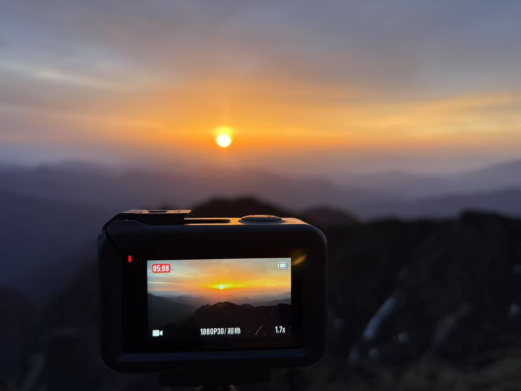 1749524956919241.jpg 8813ea2bc0c7da880af3c1754dce4e9.jpg