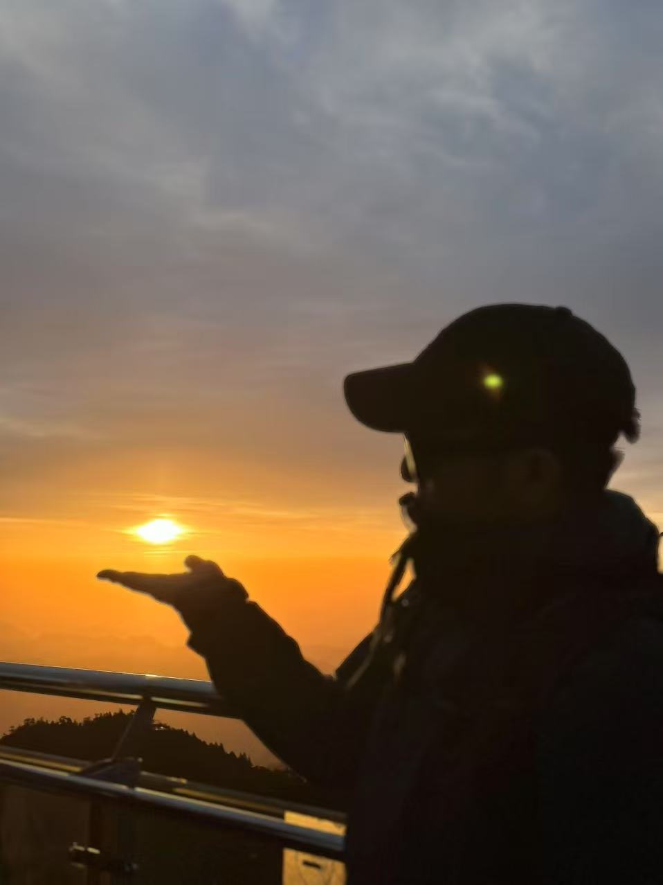 1749524965352383.jpg 831a41058f99dd8541006af30f8bada.jpg