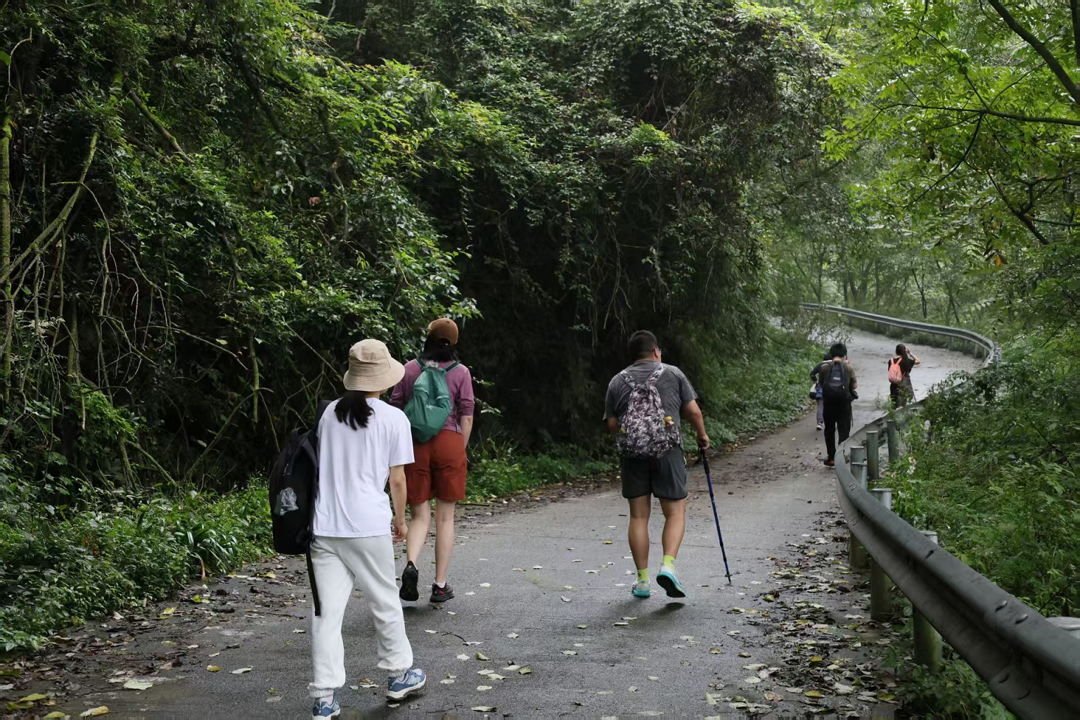 1760074891676607.jpg 微信图片_20250927213438_7639_311.jpg