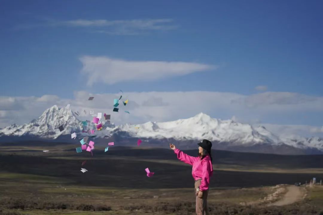 1760084963625561.jpg d9b1db9e6495413da117f21a9d05b54.jpg