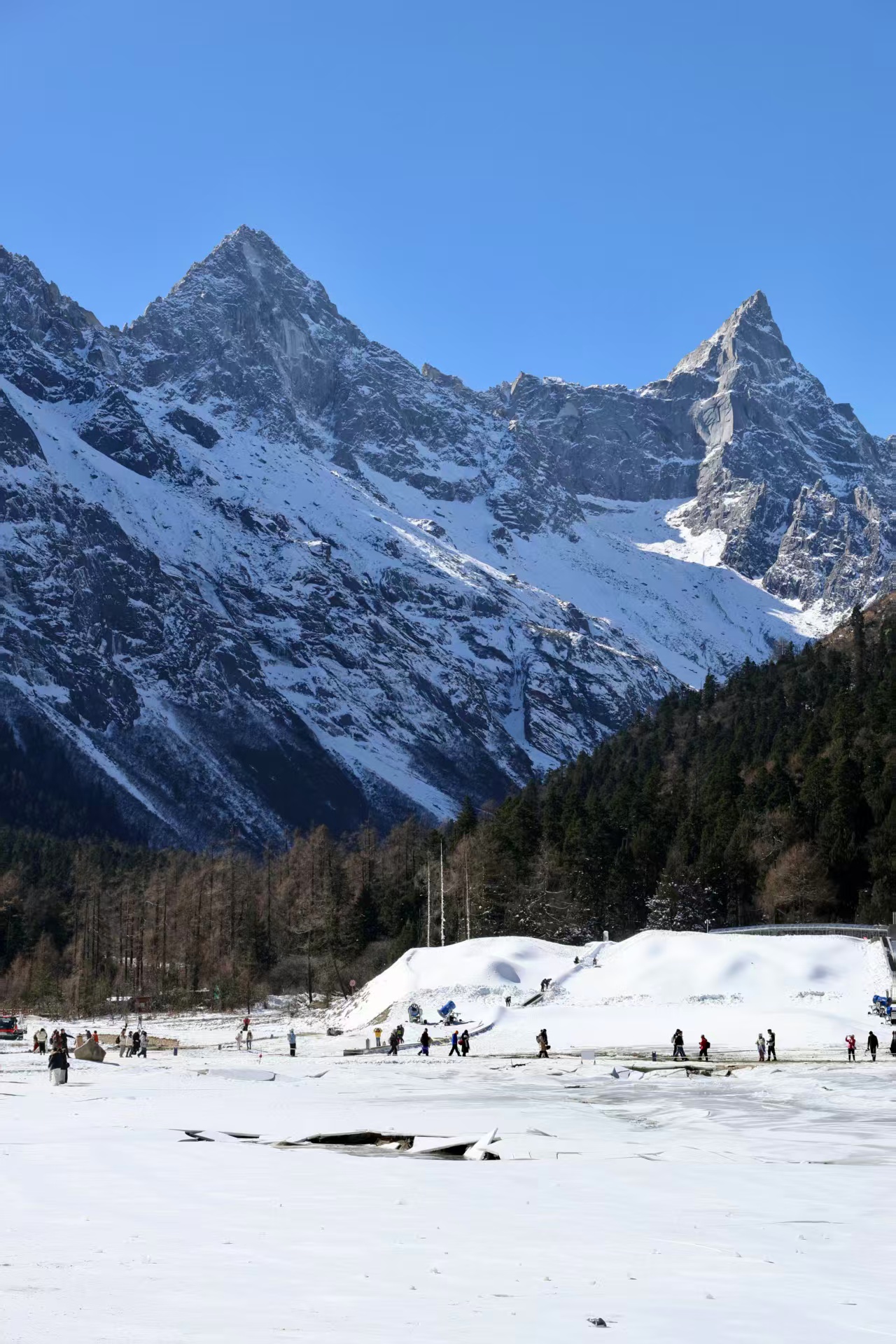 1764576616211696.jpg ef31e39e063c9764c71f0a34e34dcad.jpg