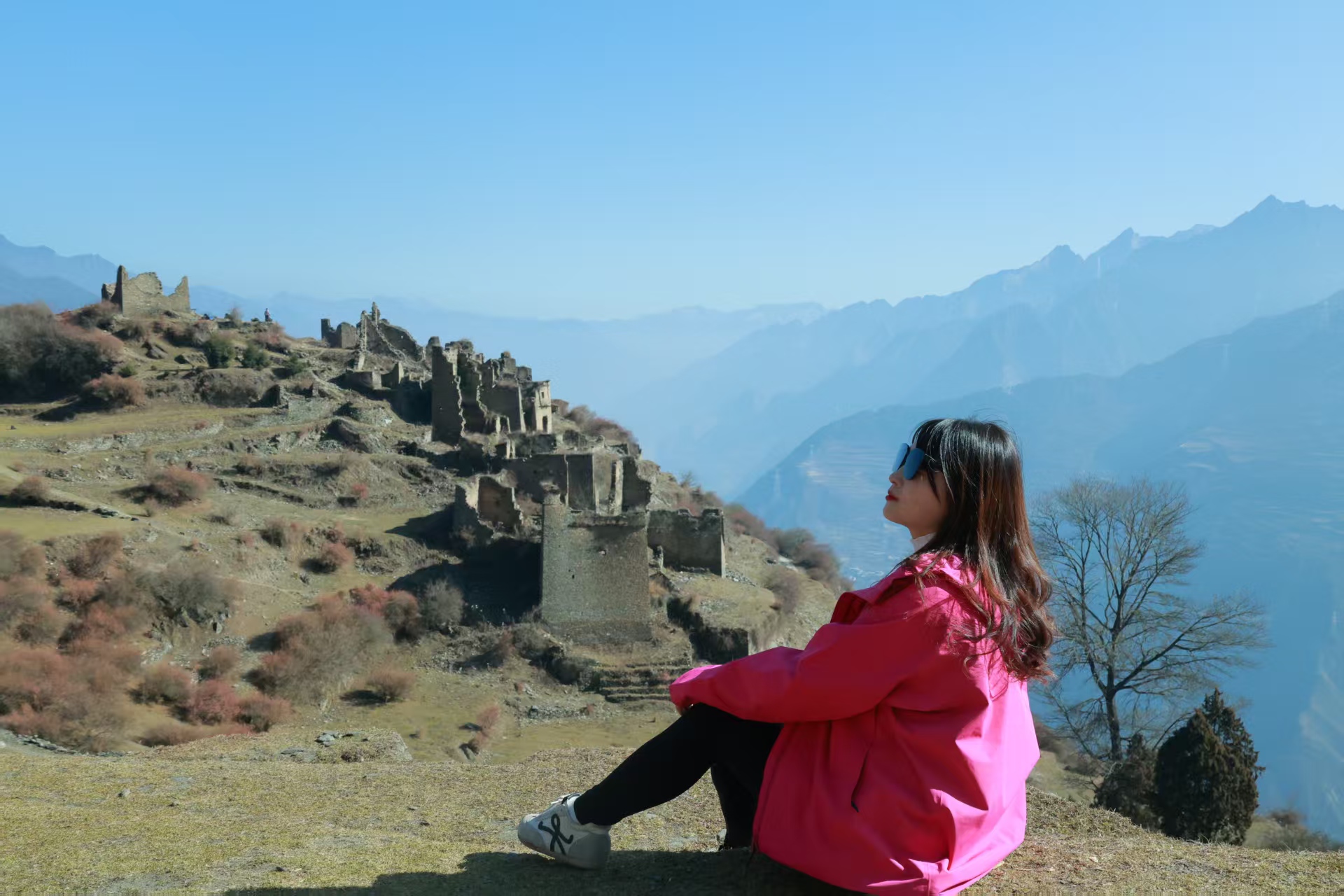 1766368466283710.jpg bf8bb5ceff0e4ae503d50289d5853cf.jpg