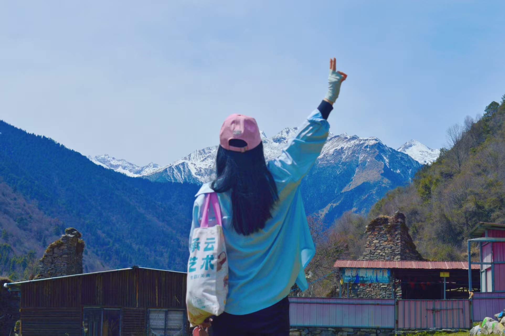 1775199509511915.jpg d8608edea67c9074a972194a46b90f3e.jpg