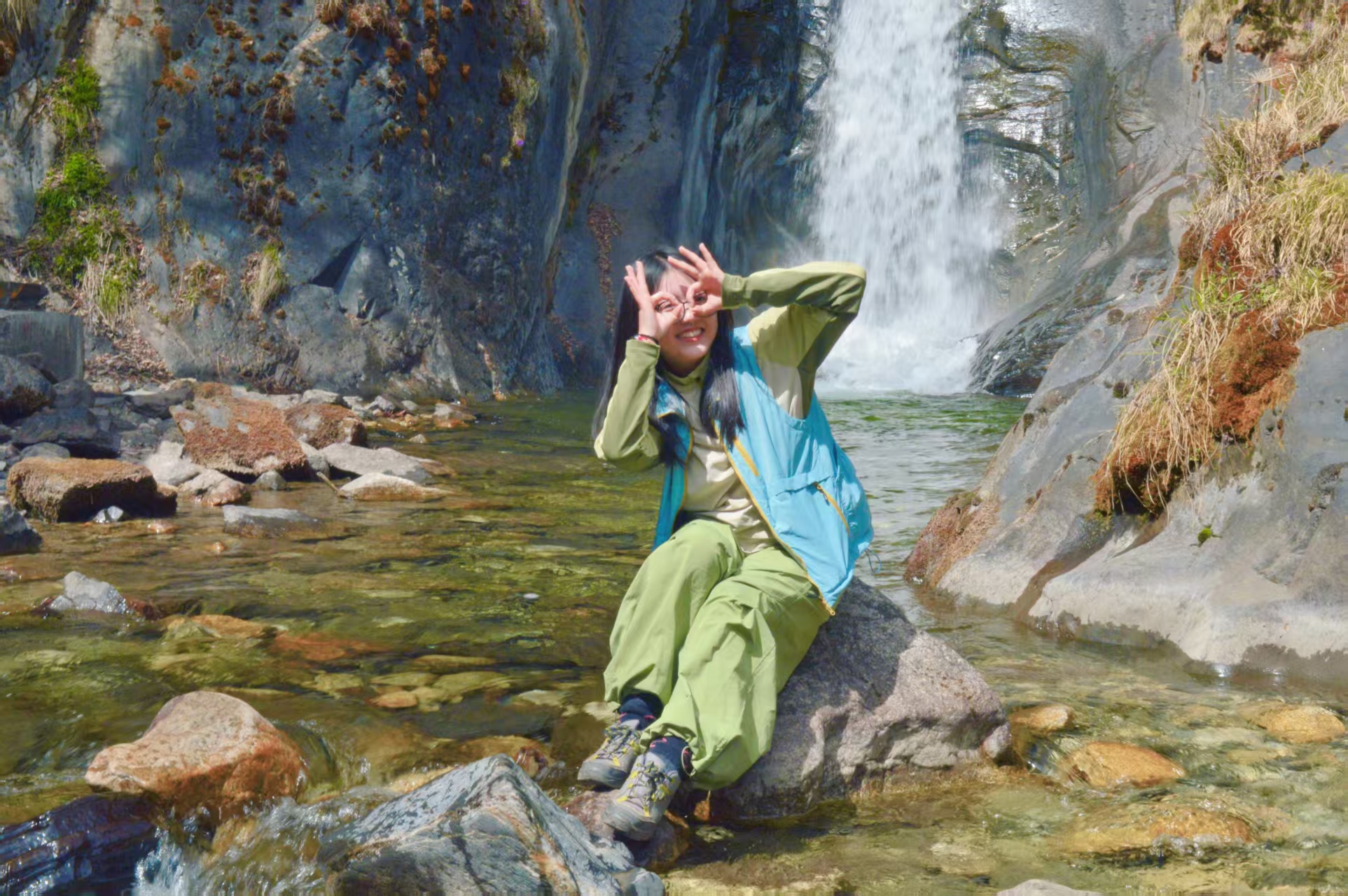 1775199518453263.jpg c6b255addb0bb1cd5db5d5293828890e.jpg