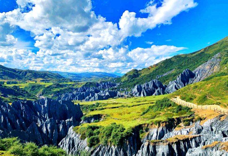 【墨石木雅圣地】 川西美景、旖旎风光,静听梵音