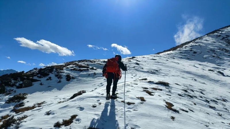 【徒步|云上花林登峰】云上花林、高山脊梁,巴郎山登顶眺望幺妹峰!