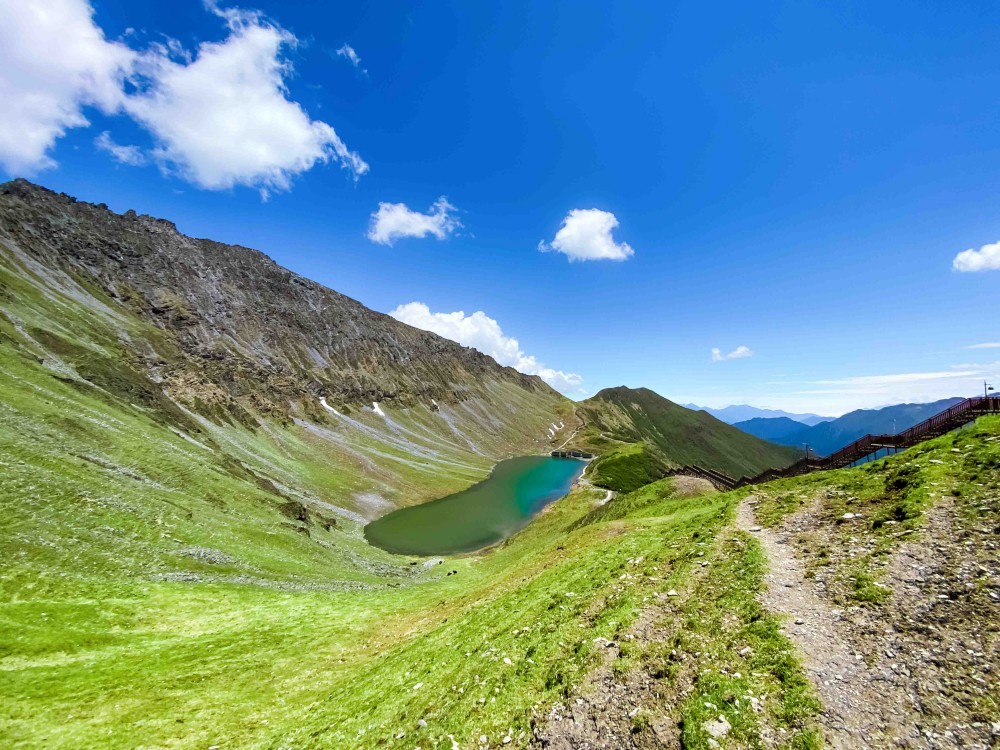 【徒步赢奖牌|阿尔沟龙池】藏于雪山下的璀璨明珠、阿尔沟龙池海子!